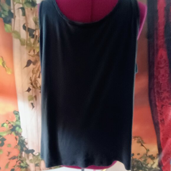 VGUC: Lane Bryant Size 26/28 Black Sequin Tank Top - Picture 2 of 5